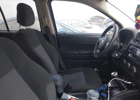 2015 Jeep Compass Sport from USA, damaged, VIN 1C4NJDBB8FD424116